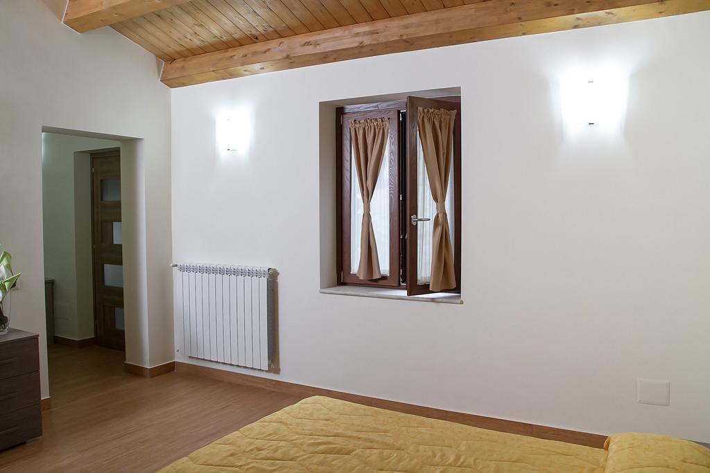 Affittacamera La Dormiente Torrecuso ภายนอก รูปภาพ